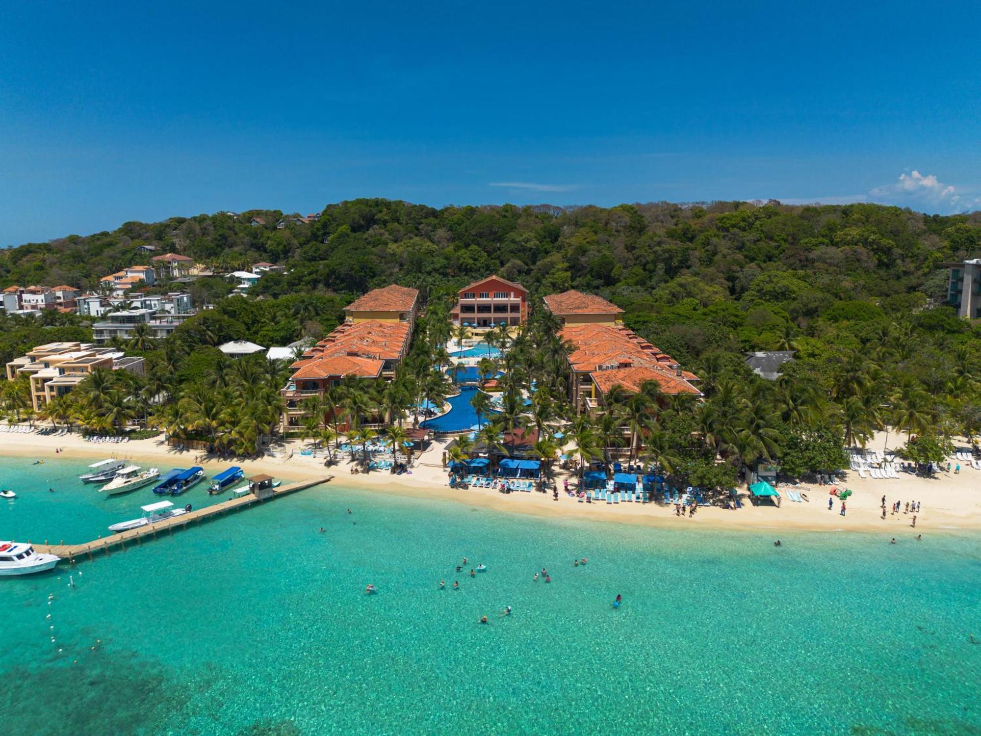 ווסט ביי Infinity Bay Spa & Beach Resort מראה חיצוני תמונה