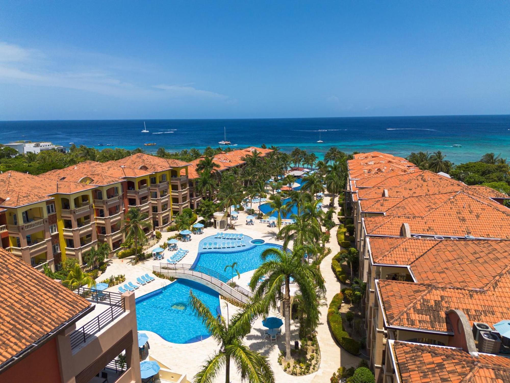 ווסט ביי Infinity Bay Spa & Beach Resort מראה חיצוני תמונה