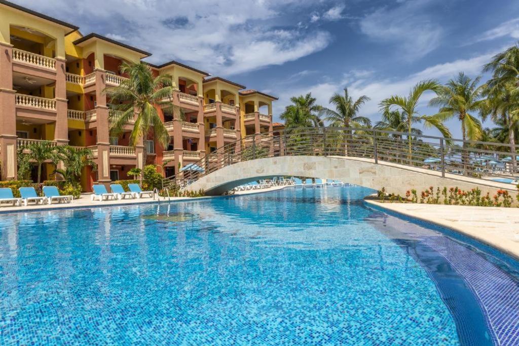ווסט ביי Infinity Bay Spa & Beach Resort מראה חיצוני תמונה