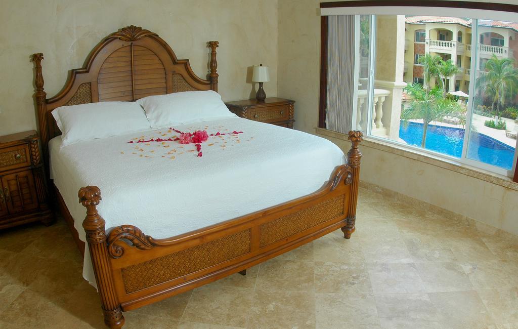 ווסט ביי Infinity Bay Spa & Beach Resort מראה חיצוני תמונה